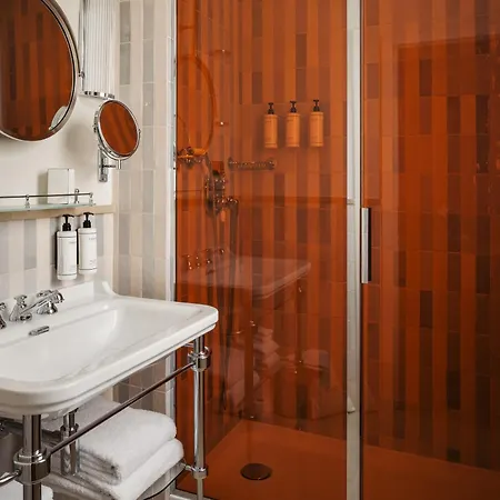 Apartahotel La Bohème Montmartre - Studios&apartments De Luxe Au Sacré Coeur 4*