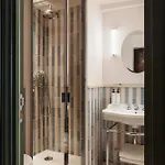 Hotel apartamentowy La Boheme Montmartre - & De Luxe Au Sacre Coeur 4*