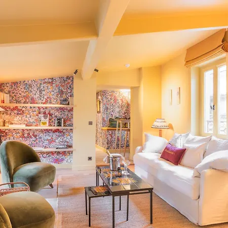 Maison La Boheme Montmartre - & * Parigi